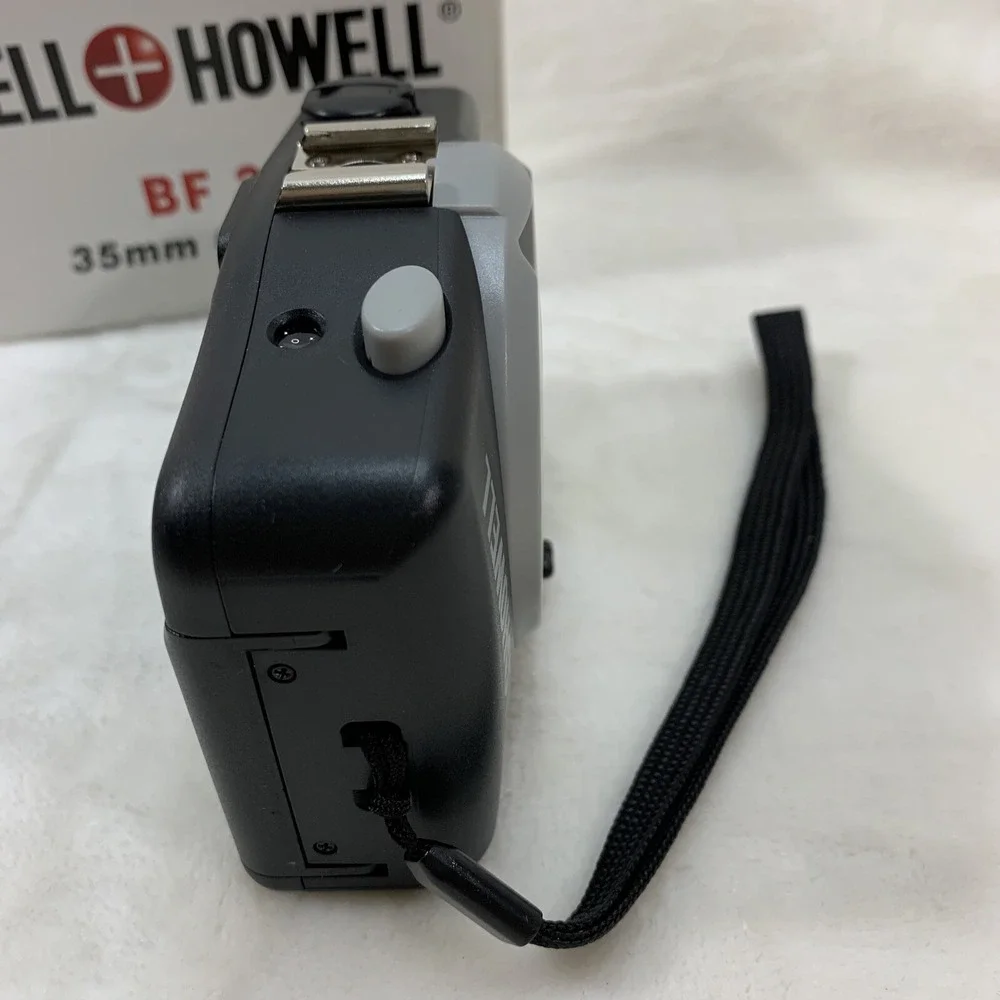 New Bell‎ Howell BF 35 Big Finder 35mm Camera Redeye reduction auto focus flash
